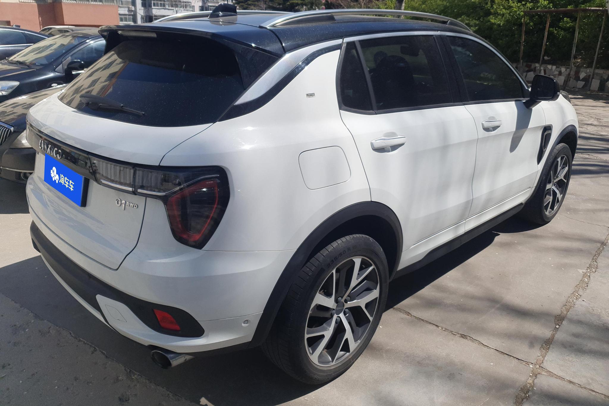 Lynk & Co 01 2017 2.0T Pro