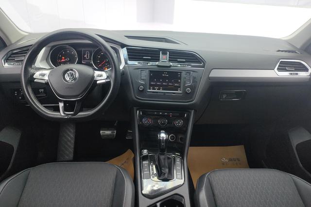 Volkswagen Tiguan L 2017 — фото 12