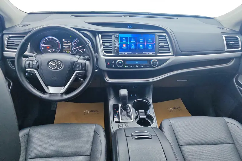 Toyota Highlander 2.0 T 4 WD Luxury 7 VI — фото 9