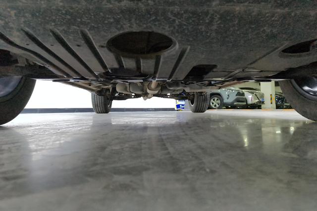 Geely X6 2020 1.4 T MTPremium — фото 6