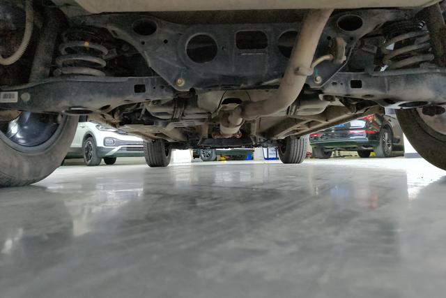 Geely X6 2020 1.4 T MTPremium — фото 11