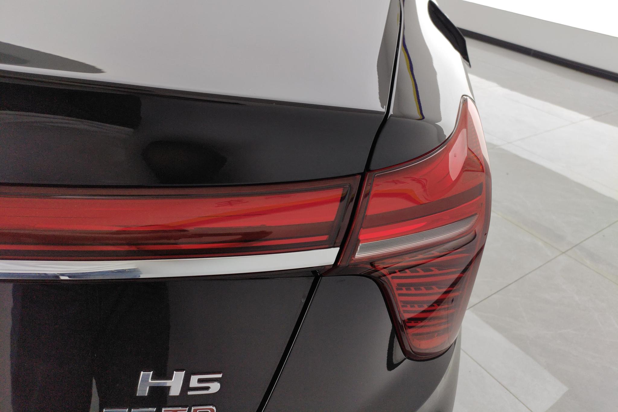 Hongqi H5 2024 1.5T DCT