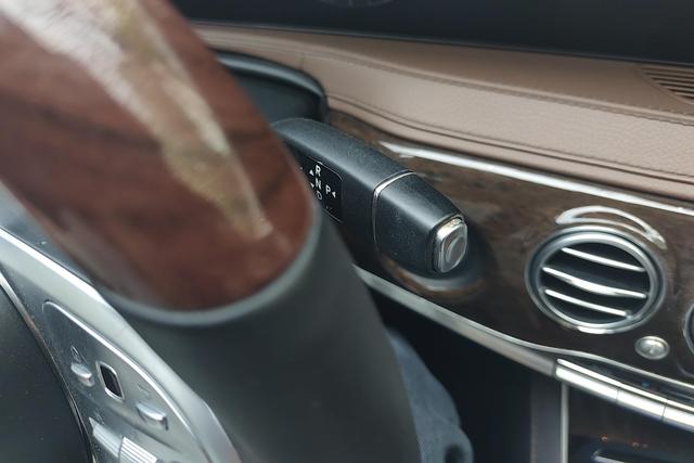 Mercedes-Benz S-Class 2018 S 320 L — фото 12