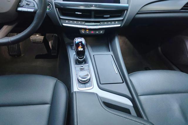 Cadillac CT5 2022 28 T Premium — фото 14