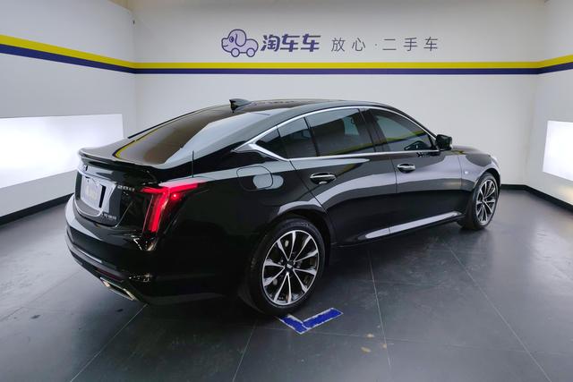 Cadillac CT5 2022 28 T Premium — фото 3