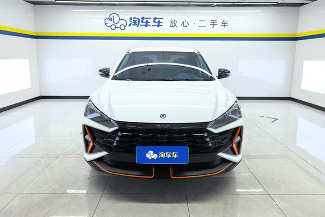 Dongfeng Yixuan 2024 1.5 L AT — фото 2