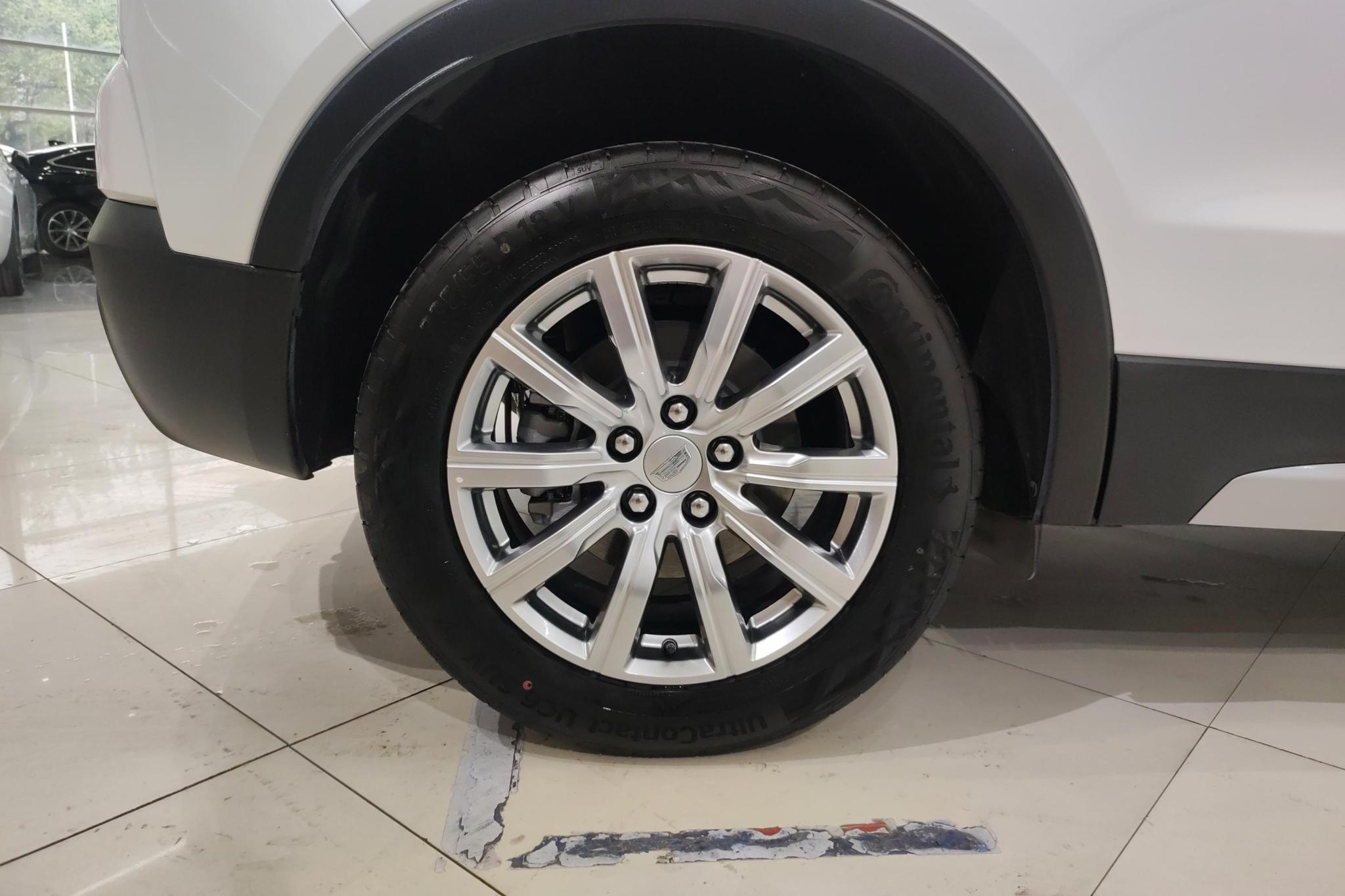 Cadillac XT4 2022 28T Luxury