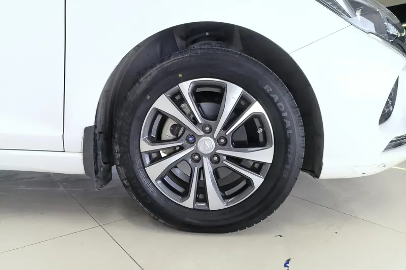 Changan PLUS NE 1.4 T GDI DCT Premium — фото 5