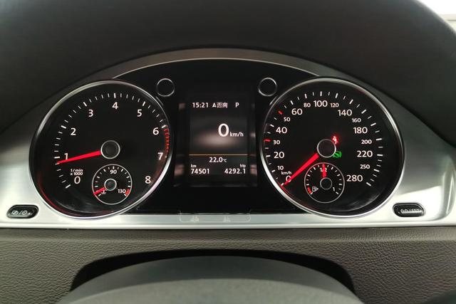 Volkswagen CC 2016 1.8 TSI Luxury — фото 13
