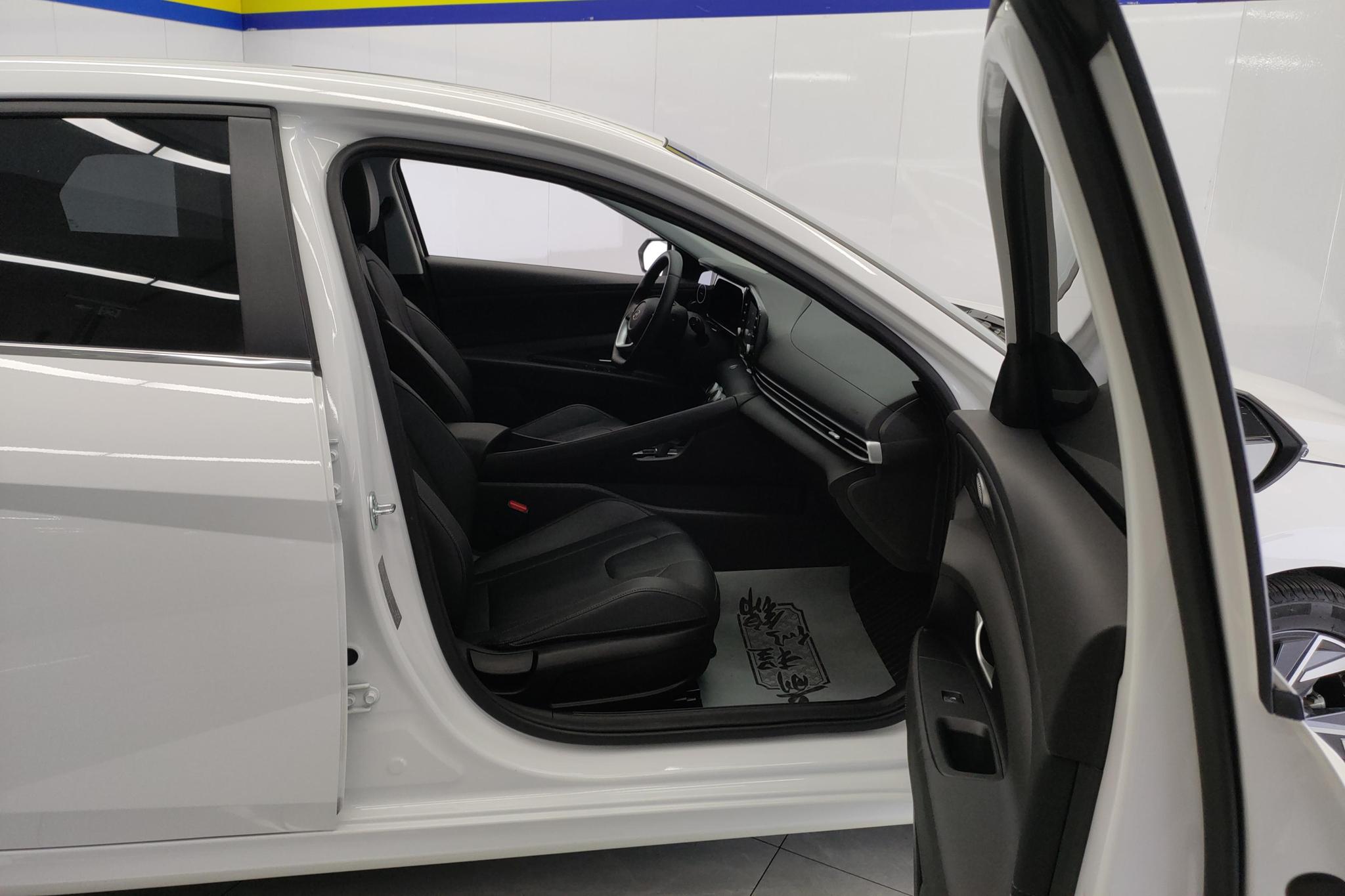 Hyundai Elantra 2023 1.5L CVT GLX Elite