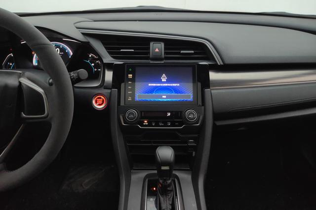 Honda Civic 2020 HATCHBACK 220 TURBO CVT — фото 12