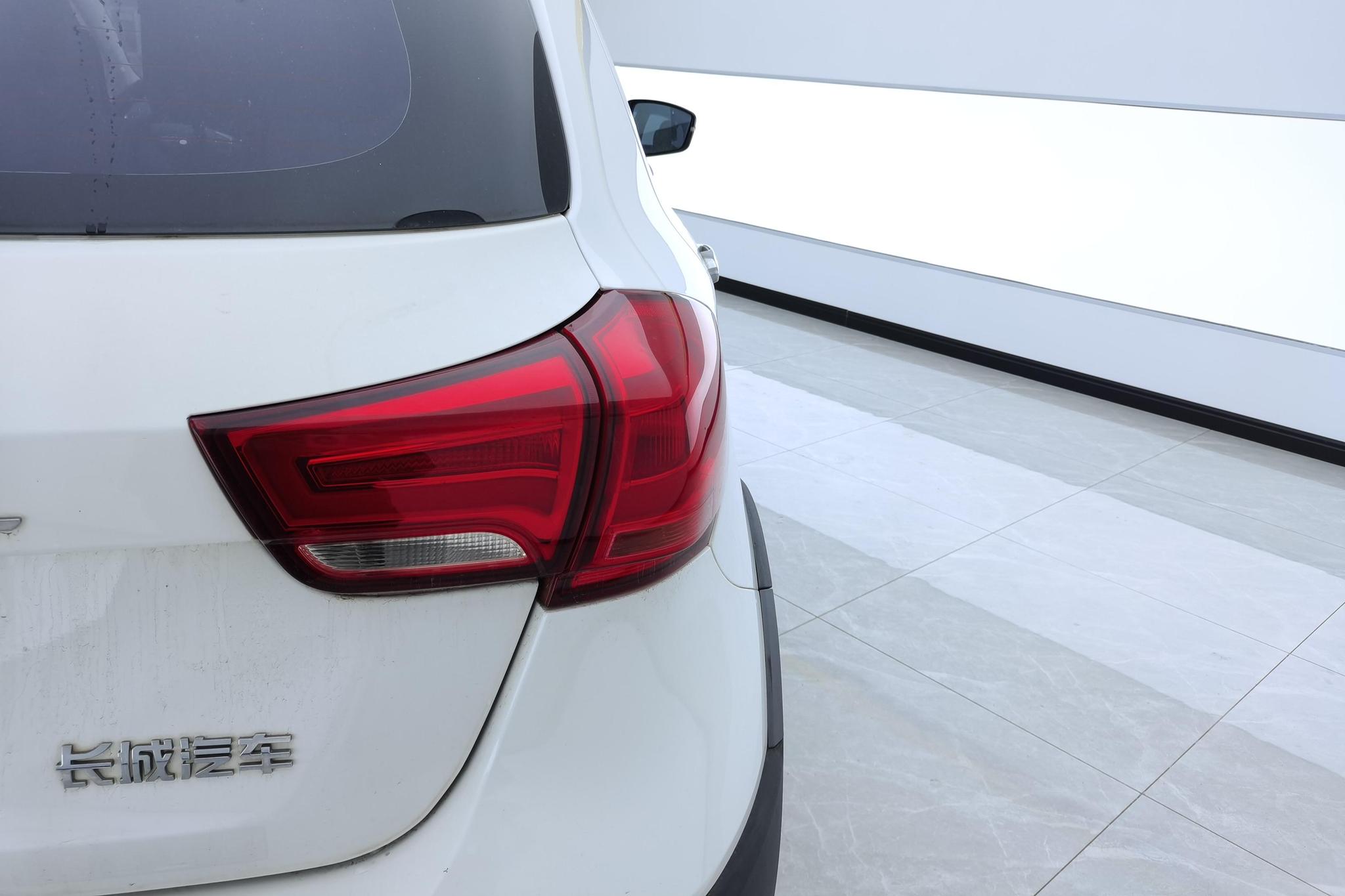Haval H1 2015 1.5L MT Luxury
