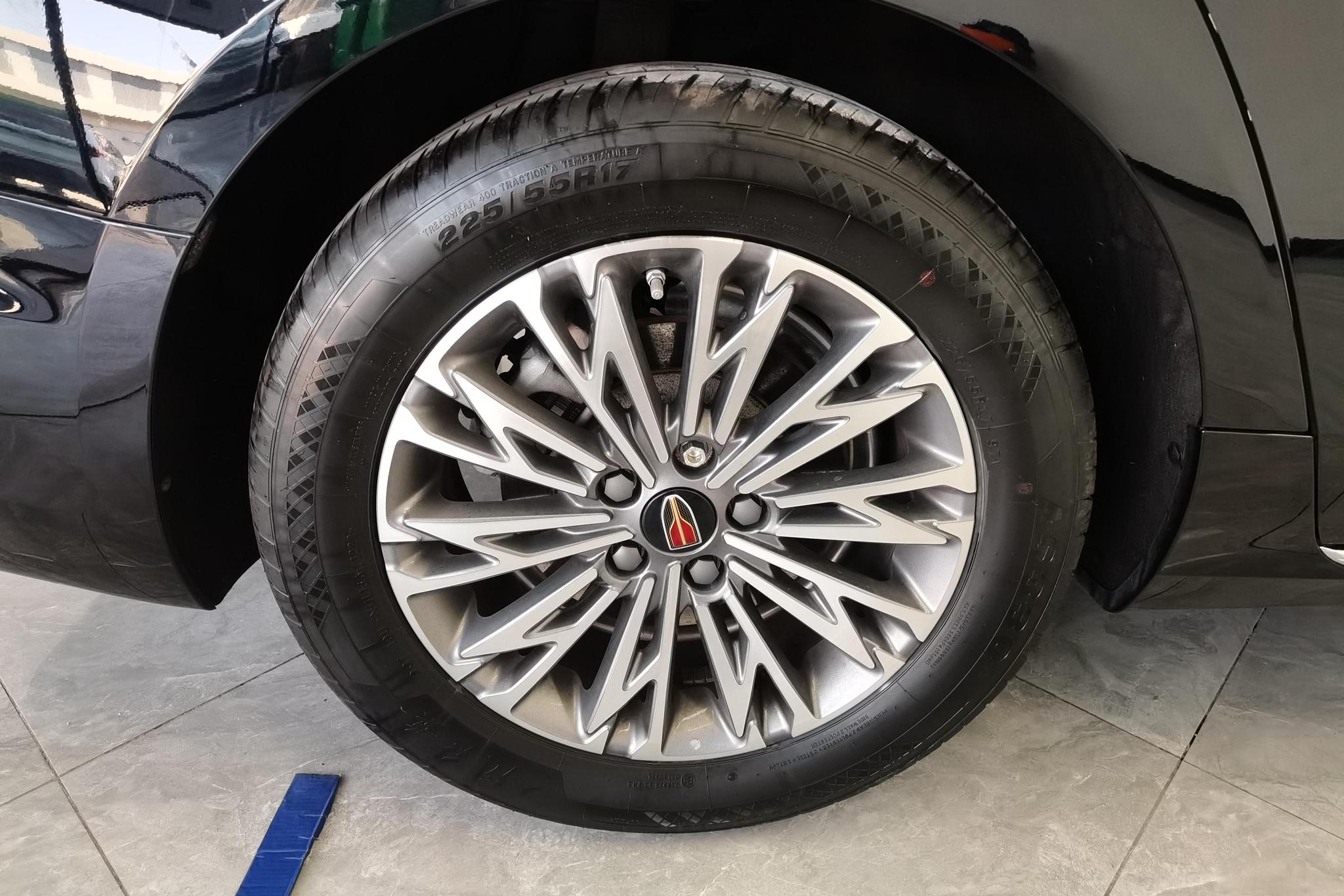 Hongqi H5 2023 1.5T DCT