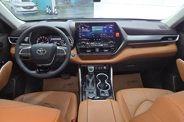 Toyota Highlander 2022 380 T 4 WD 7 — фото 13