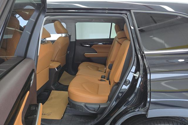 Toyota Highlander 2022 380 T 4 WD 7 — фото 16