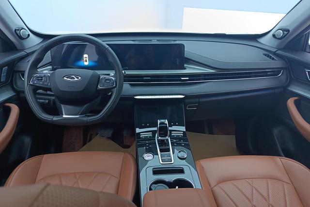 Chery 8 PLUS 2022 290 TGDI DCT — фото 12