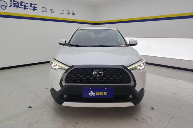 Toyota Corolla Cross 2022 2.0 L — фото 2