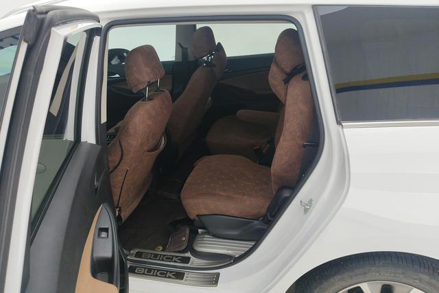 Buick GL6 2021 323 T Hybrid Luxury — фото 15