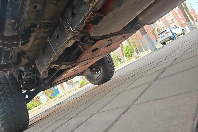 BAIC BJ40 2016 40 L 2.3 T AT 4 WD — фото 12
