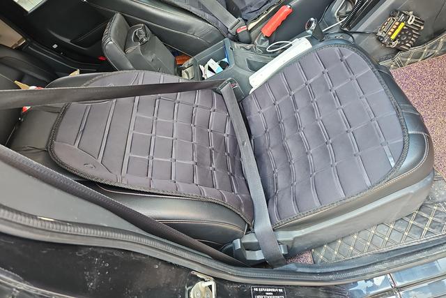 BAIC BJ40 2016 40 L 2.3 T AT 4 WD — фото 10