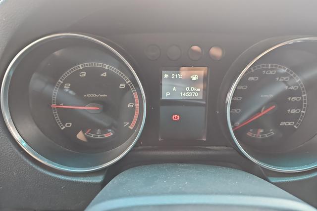 BAIC BJ40 2016 40 L 2.3 T AT 4 WD — фото 14