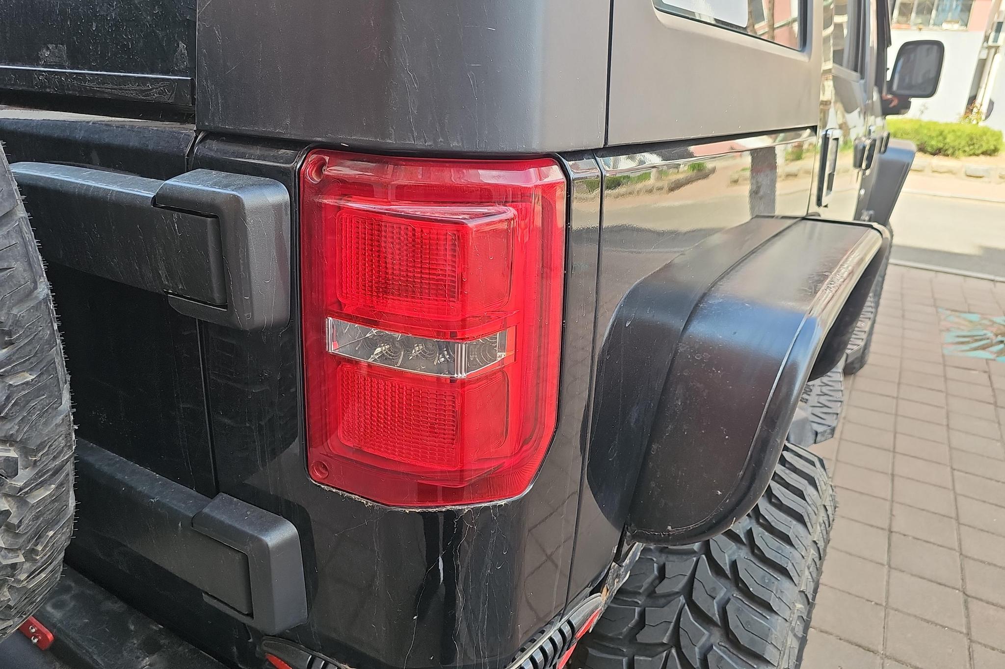 BAIC BJ40 2016 40L 2.3T AT Premium