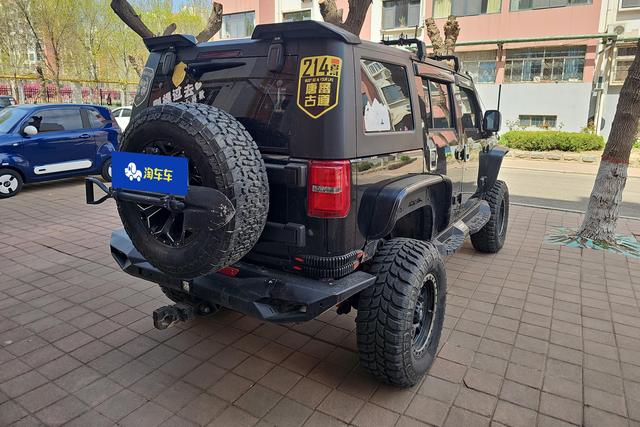 BAIC BJ40 2016 40 L 2.3 T AT 4 WD — фото 4