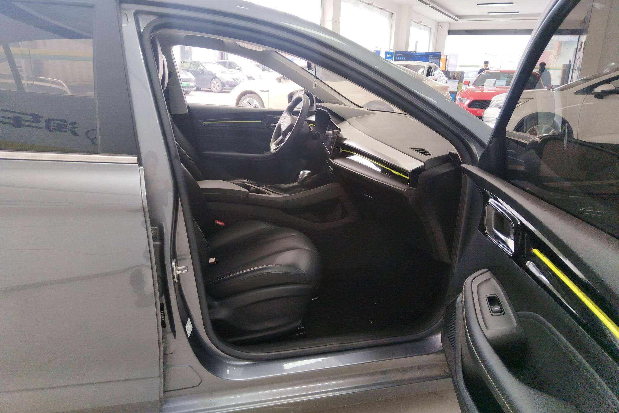 Roewe i5 2021 1.5L CVT