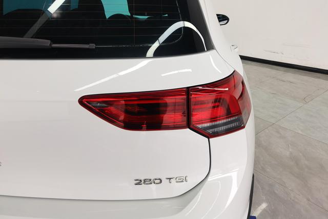 Volkswagen Golf 2021 280 TSI DSG Pro — фото 5