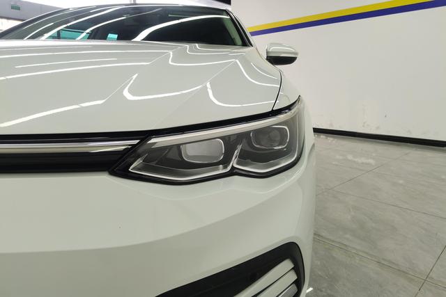 Volkswagen Golf 2021 280 TSI DSG Pro — фото 4