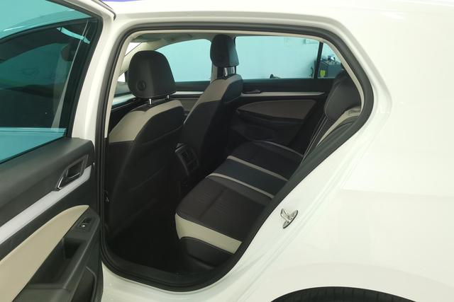 Volkswagen Golf 2021 280 TSI DSG Pro — фото 16