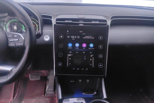 Hyundai Tucson 2023 L 1.5 T GLX 2 WD — фото 11