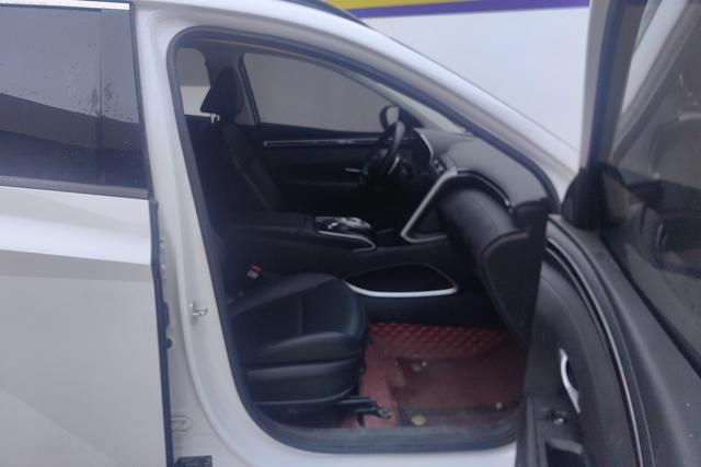 Hyundai Tucson 2023 L 1.5 T GLX 2 WD — фото 9