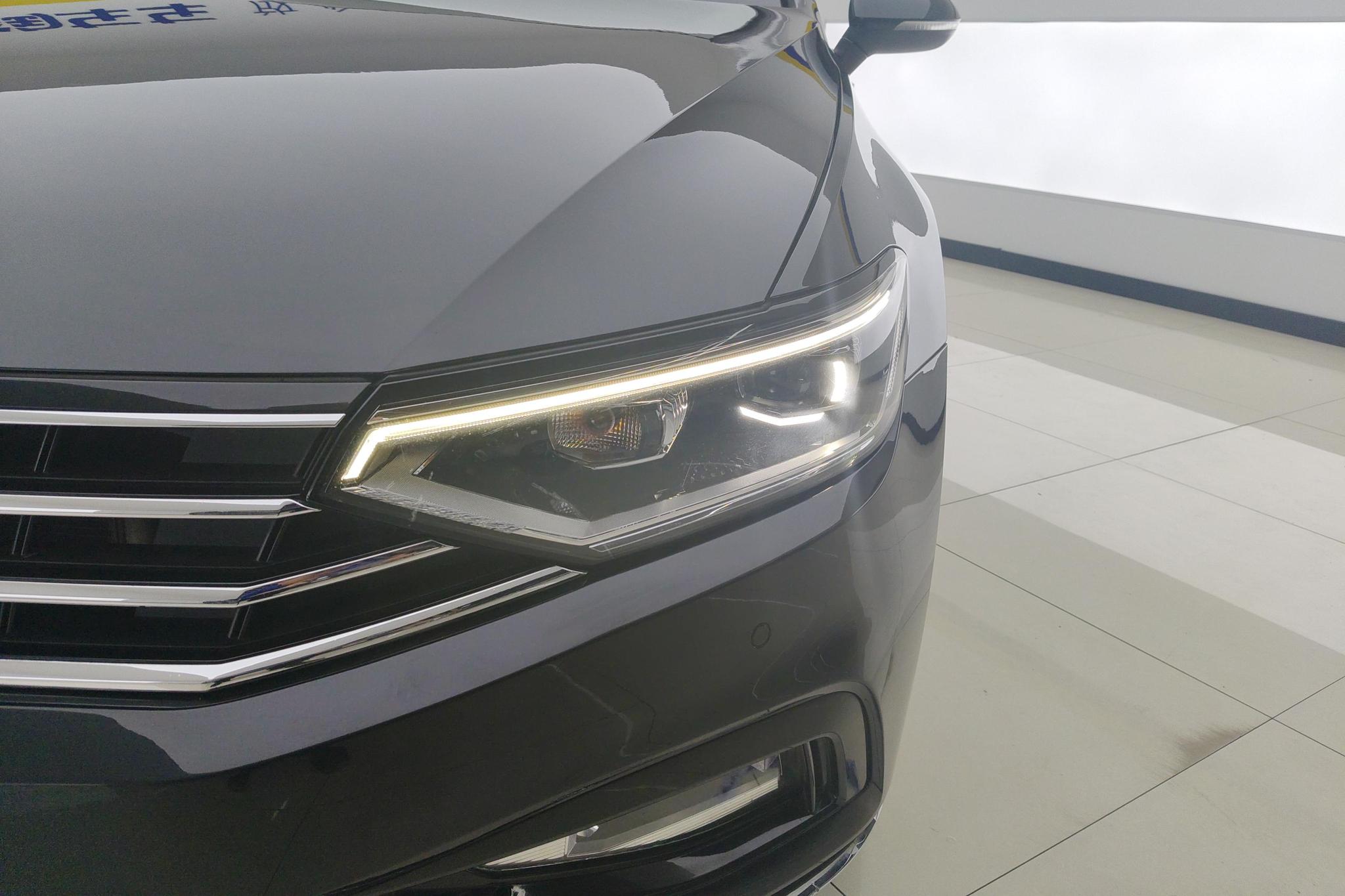 Volkswagen Magotan 2020 330TSI DSG Lead
