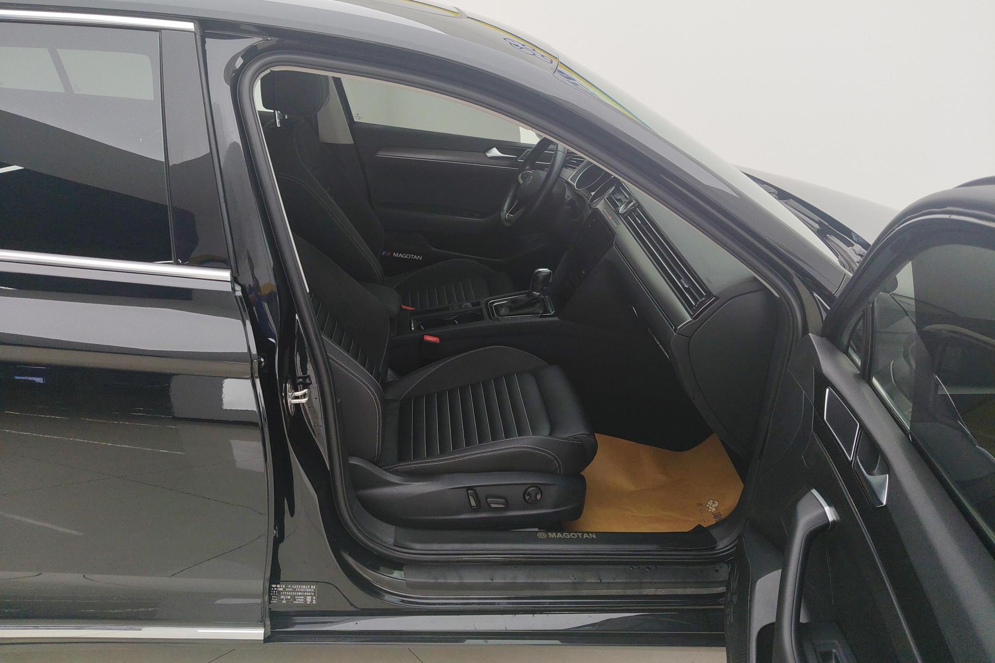 Volkswagen Magotan 2020 330TSI DSG Lead