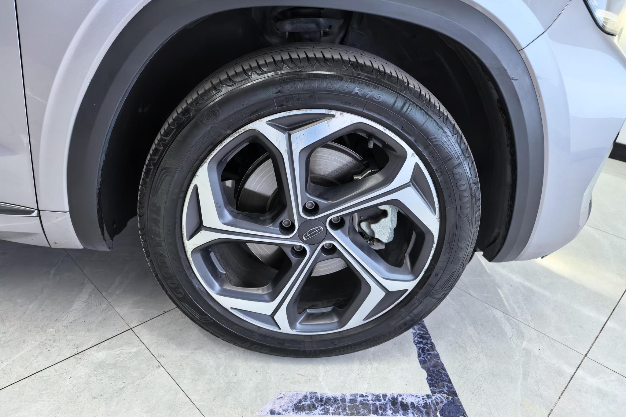 Geely Monjaro L 2021 2.0TD DCT EVO Luxury