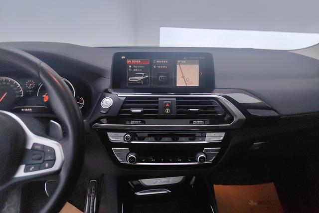 BMW X3 2019 x Drive 28i M — фото 12