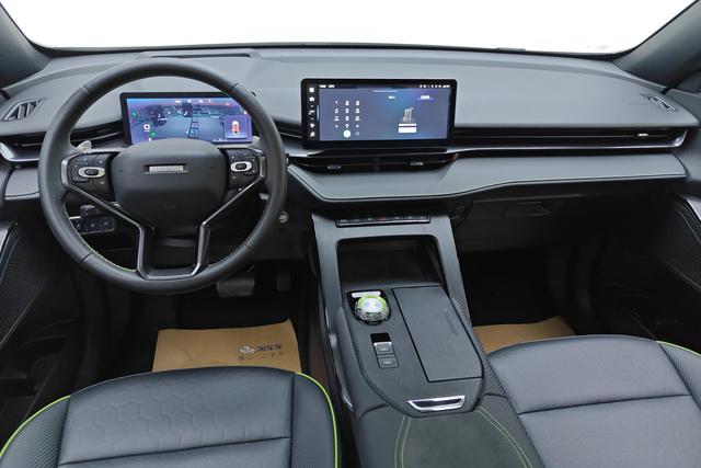 Haval H6S 2022 2.0 T — фото 12