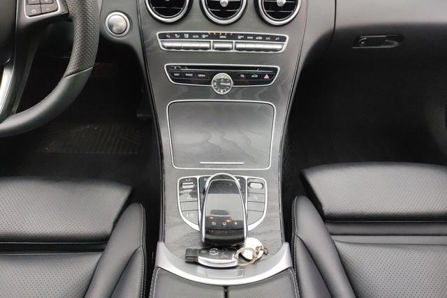 Mercedes Benz C-Class 2016 — фото 13