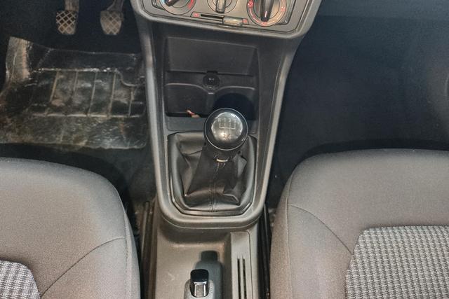 Volkswagen Santana 2016 1.4 L MT — фото 15