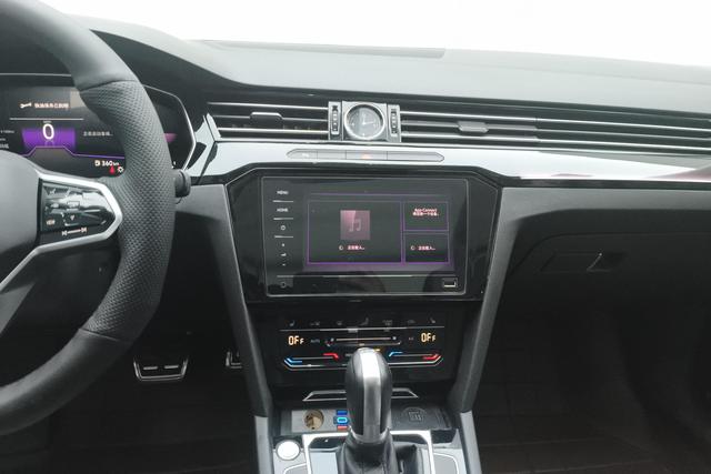 Volkswagen Magotan 2023 200 330 TSI DSGLeading — фото 12