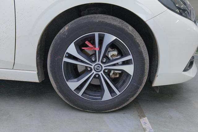 Nissan Sylphy 2022 1.6 L XL CVT — фото 9