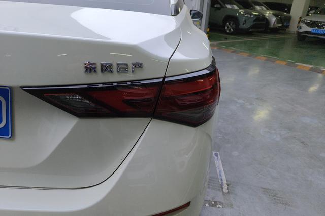 Nissan Sylphy 2022 1.6 L XL CVT — фото 5