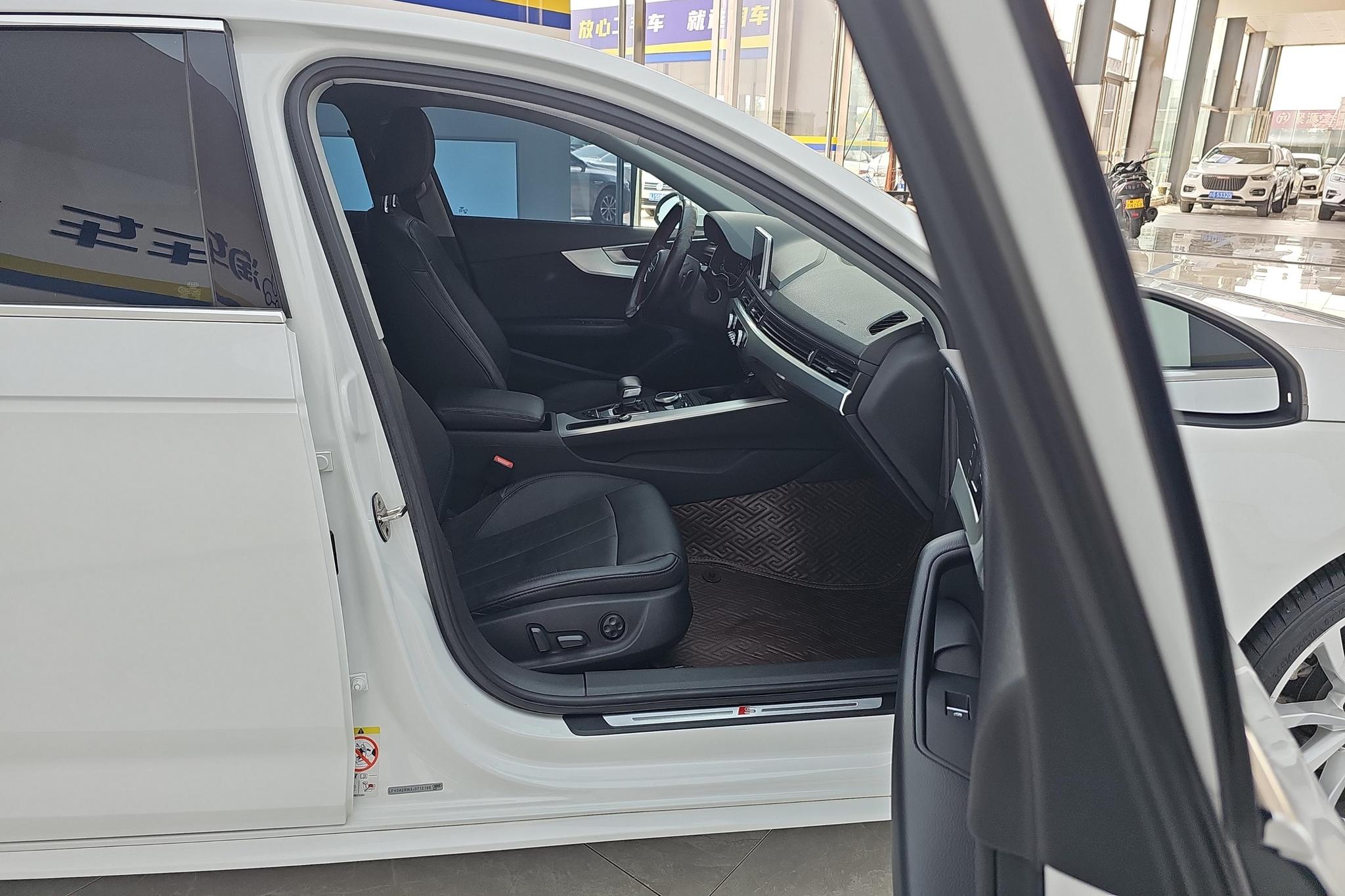 Audi A4L 2018 30 40 TFSI Fashion