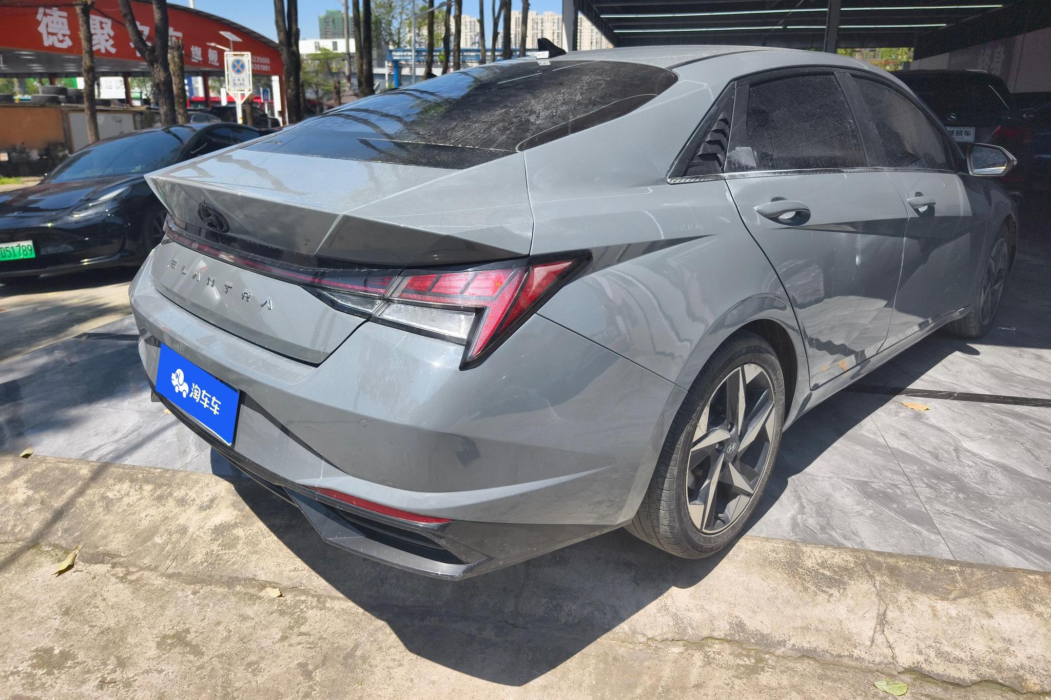Hyundai Elantra 2021 1.5L CVT LUX Luxury