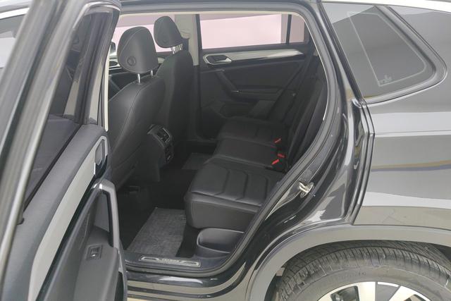 Volkswagen Tayron 2019 280 TSI 2 WDLuxury VI — фото 15