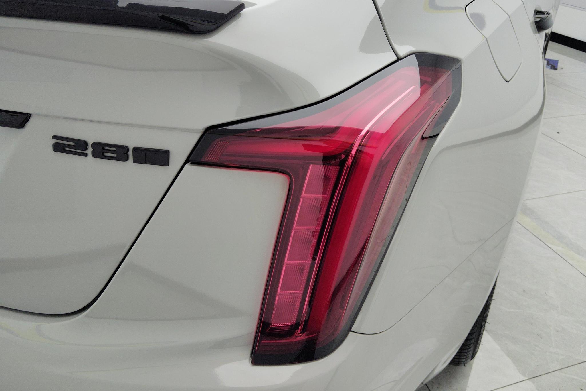 Cadillac CT5 2023 28T Luxury Standard