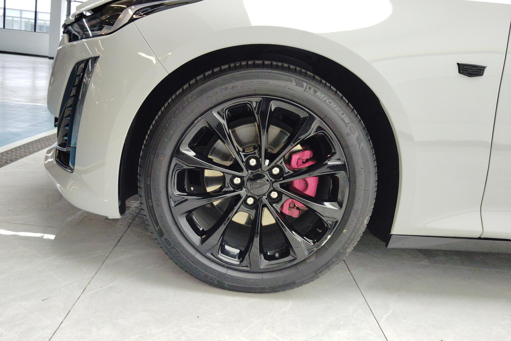 Cadillac CT5 2023 28T Luxury Standard