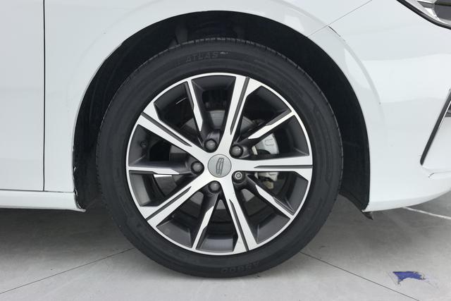 Geely Emgrand 2022 4 1.5 L CVTFlagship — фото 8