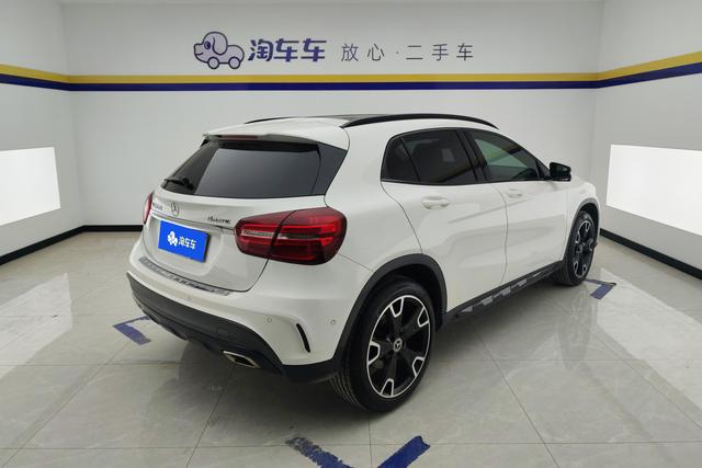 Mercedes-Benz GLA 2018 GLA 220 4 MATIC Sport — фото 3